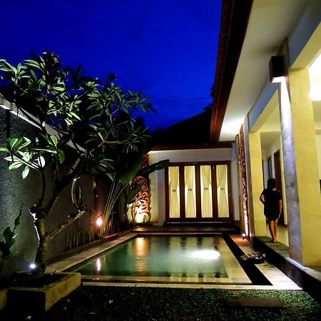 ウブド Jayastuti Houseヴィラ 部屋 写真