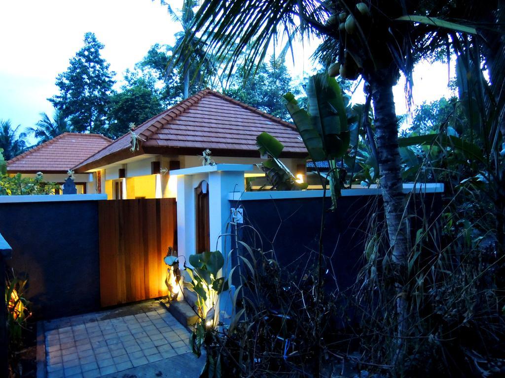 ウブド Jayastuti Houseヴィラ 部屋 写真
